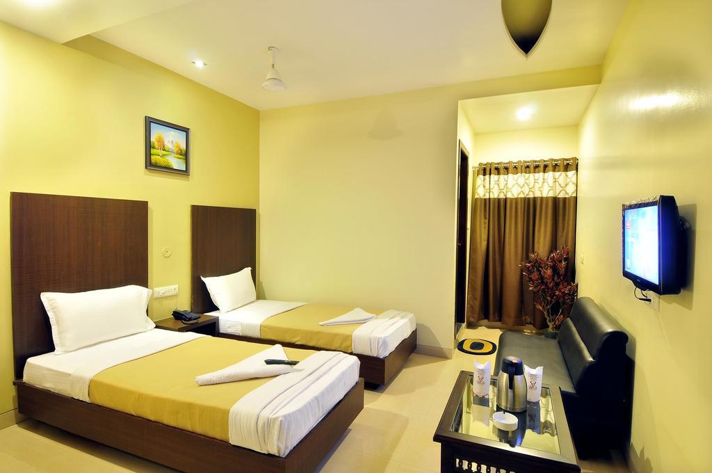 Hotel Simran Pride, Raipur חדר תמונה